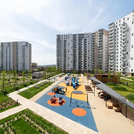 32 By The Seaside Letnica